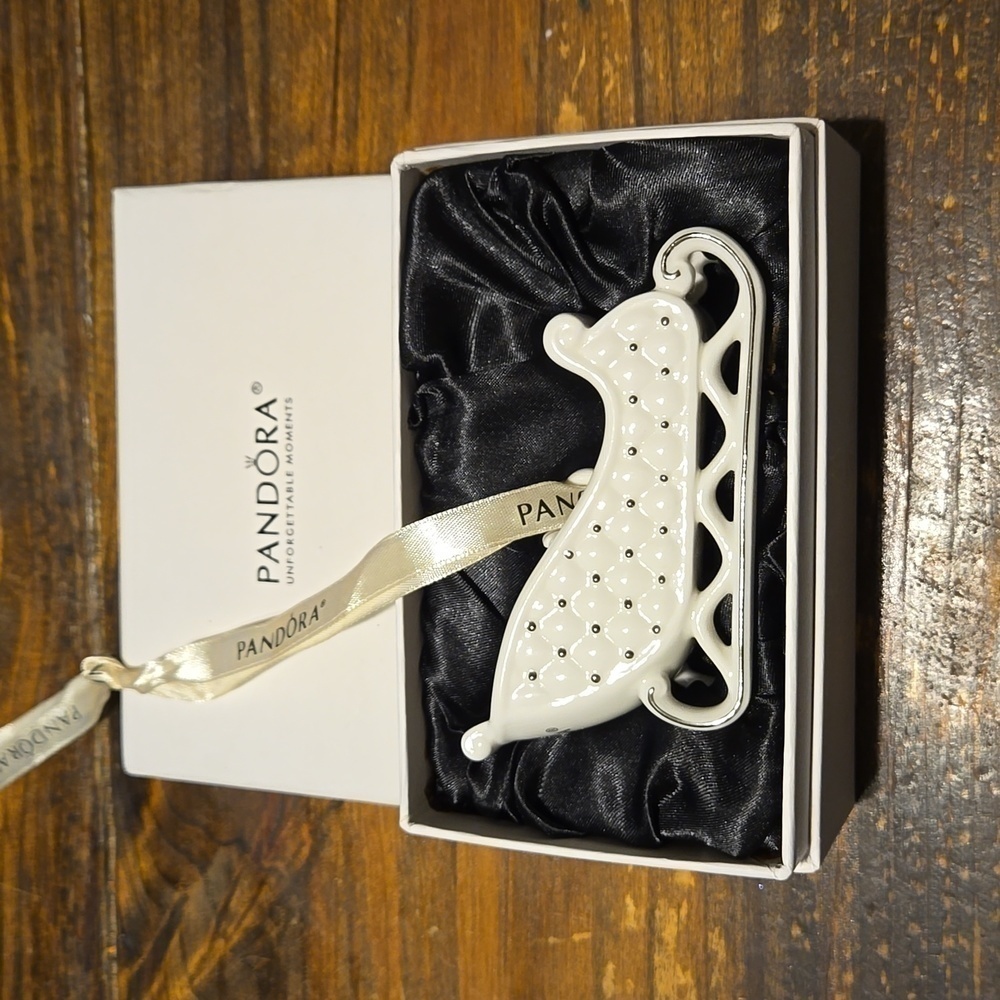 Pandora 2014 Christmas Sleigh Sled Ornament